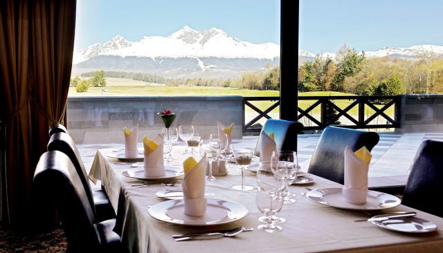 restauracia-hotela international