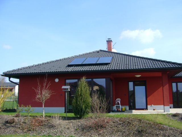 slnecne-kolektory-na-streche – kópia