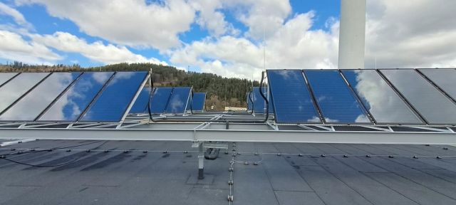 1680605759-foto-v-kysuckej-nemocnici-ohrievaju-vodu-pomocou-slnka-4